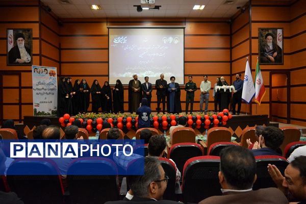 نشست هم‌اندیشی معاونین پرورشی، روحانیون امین و ائمه جماعات در بهارستان‌دو