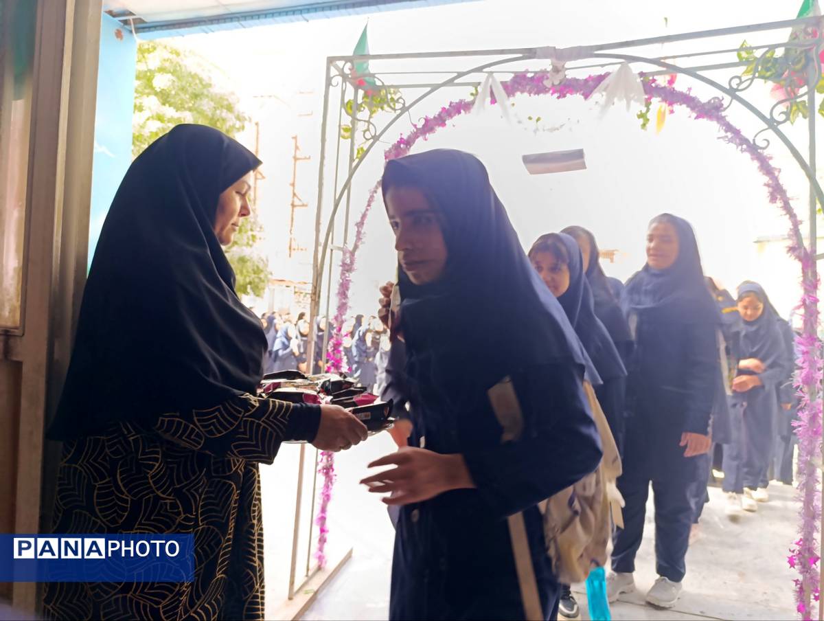 جشن جوانه ها در دبیرستان سروقد مشهد