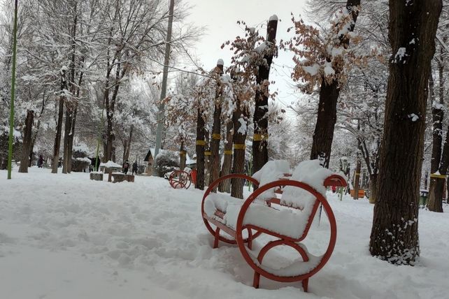 سکوت برفی بروجن، قلب شهر را به تپش انداخت