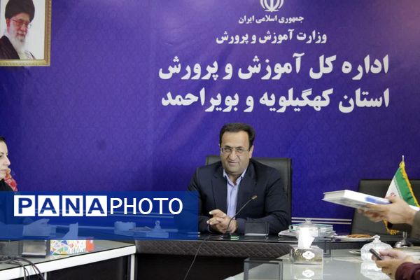 نشست صمیمی دانش‌آموزان خبرنگار پانا با مدیرکل آموزش و پرورش کهگیلویه و بویراحمد 