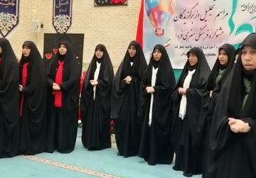 تقدیر از  دانش آموزان برگزیده جشنواره فرهنگی هنری فردا در ناحیه چهار قم