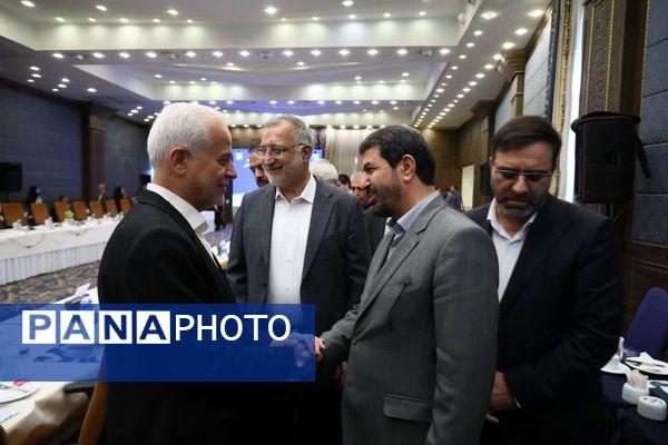 همدان میزبان نشست شهرداران کلانشهرهای کشور