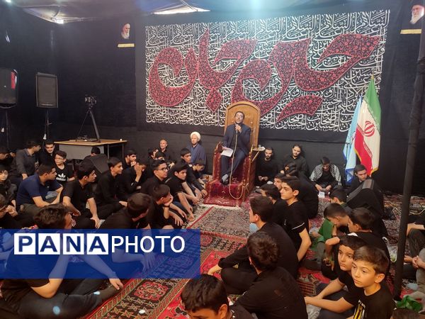 سوگواره احلی من‌‌العسل با حضور دانش‌آموزان آذرشهری 