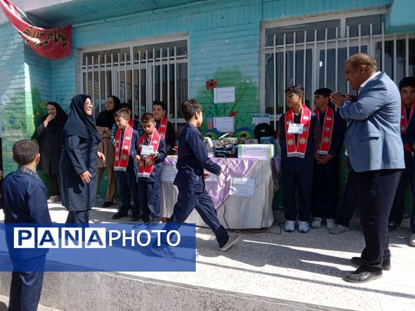 جشن عاطفه ها دردبستان شهید رجایی دوره دوم 