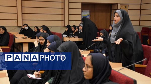 برگزاری جلسه آشنایی با کمیته دانش آموزی پدافند غیرعامل در اداره آموزش و پرورش ناحیه یک مشهد 