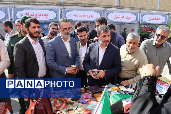 جشنواره فرهنگی و بومی محلی و نمایشگاه دستاوردهای روستائیان بخش کهریزک 