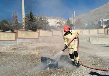 برگزاری مانور زلزله در مدرسه دانش سی سخت