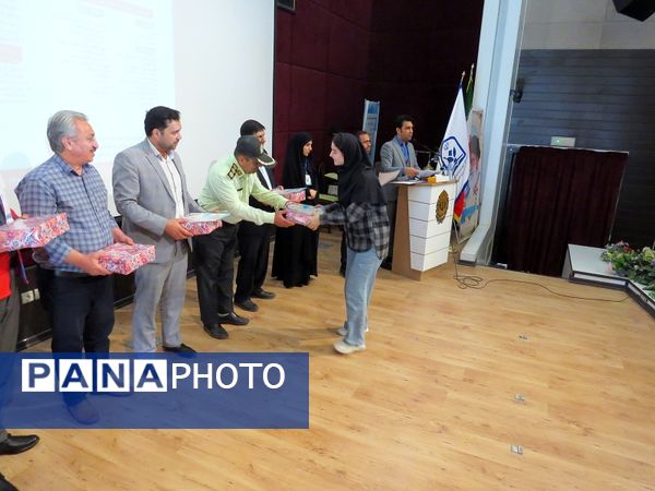 برگزاری تجلیل از برترین‌های جشنواره نوجوان سالم و الگوهای برتر تدریس تفکر و سبک زندگی شهرستان بجنورد
