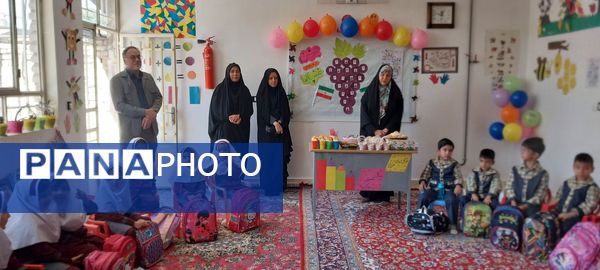 جشن غنچه‌ها در اشترینان