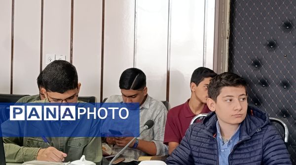 فرماندهان واحدهای حوزه مقاومت بسیج ۷ دانش‌آموزی مشهد مقدس به خط شدند