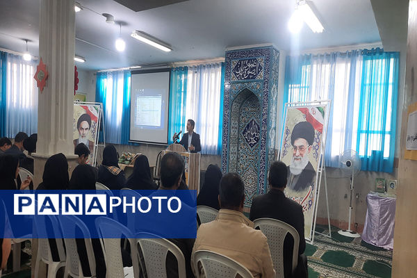 آیین آگاهی‌بخشی آسیب‌های اجتماعی در آموزشگاه شادروان ملوک زندی‌