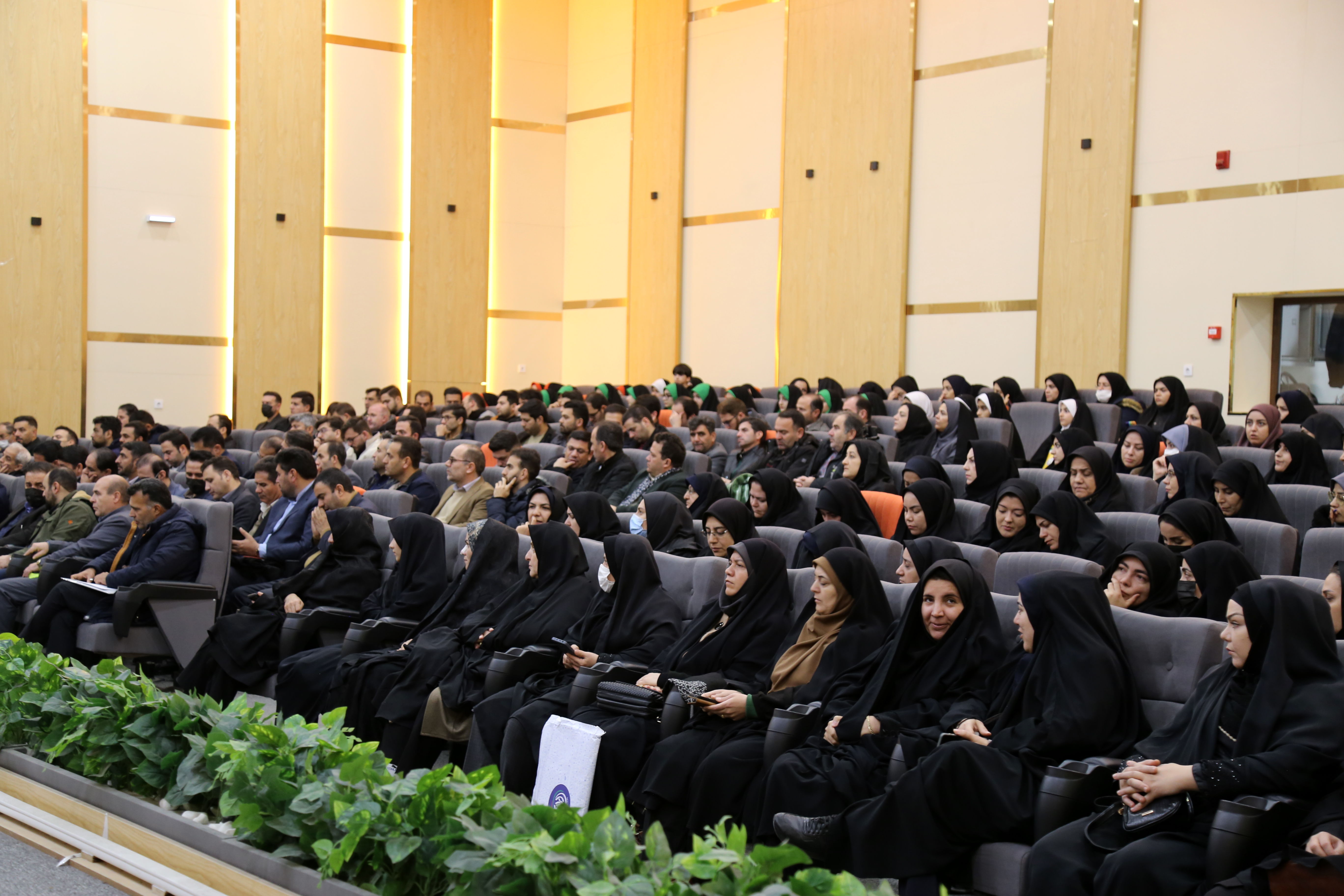 فصل نخست بسته «ایرانمون» با محور هویت ملی و ایرانی ـ اسلامی و روایت جنگ ۱۲روزه طراحی شده است