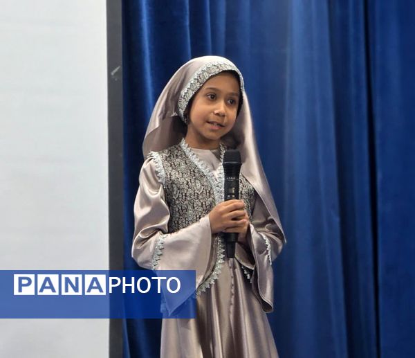 برگزاری دومین دوره مسابقات شعرخوانی دانشآموزی در بافق