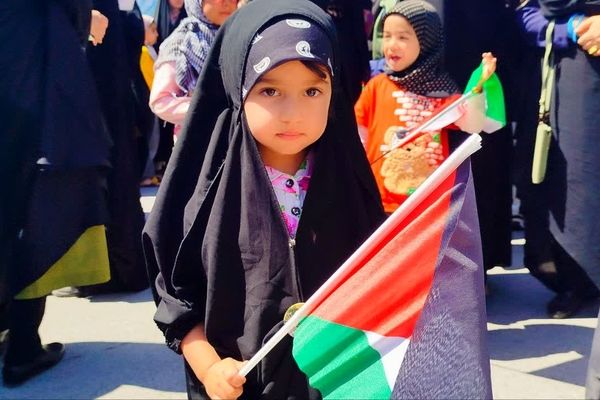 حضور پرشور کودکان و نوجوانان در راهپیمایی روز قدس لنده
