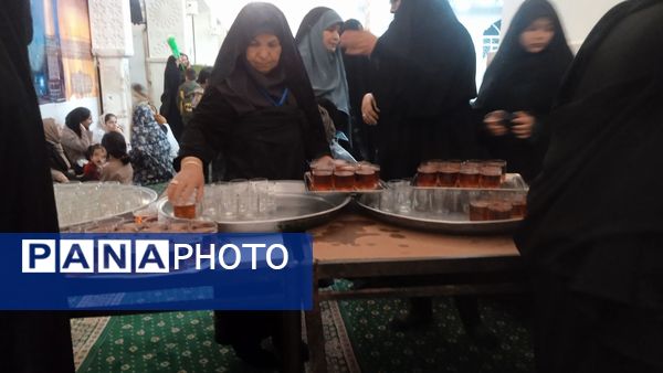 جشن روز مادر در آرامگاه سید حمزه کاشمر