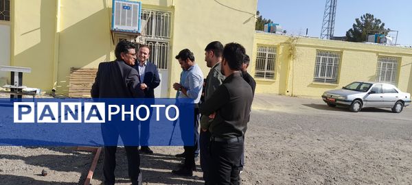 مسابقه طناب کشی و تیراندازی با تفنگ بادی در زاوه