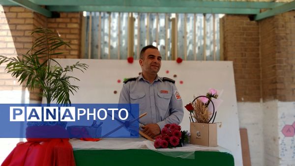 ویژه برنامه هفته آتش‌نشانی؛در دبیرستان اندیشه نفیس فیروزکوه