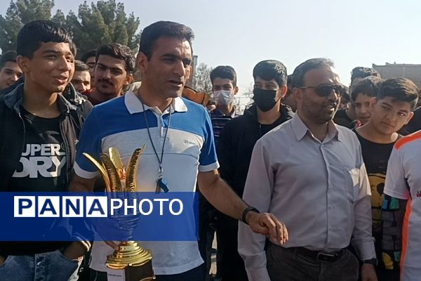 فینال مسابقات فوتسال المپیاد ورزشی درون مدرسه‌ای در نیشابور