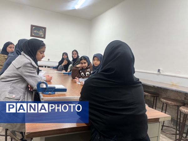 جلسه سفیران سلامت دبیرستان مطهره ناحیه ۶ مشهد 