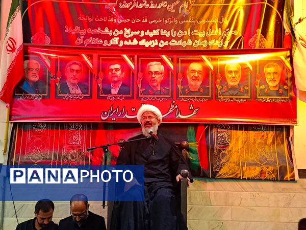 نوای “لبیک یا حسین” در شب پنجم محرم در رزق آباد طنین‌انداز شد