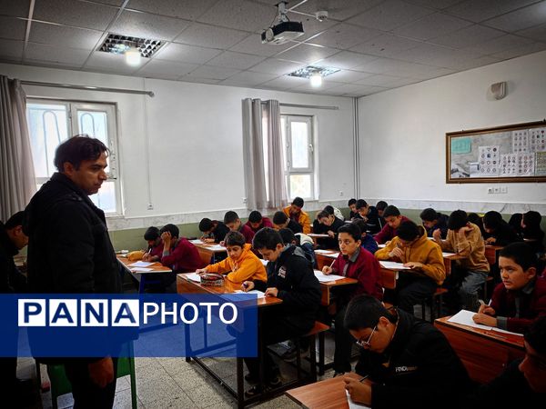 امتحانات نوبت اول در دبیرستان میثاق 