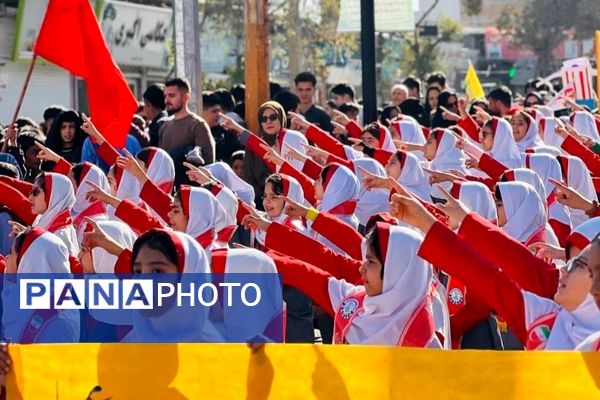 راهپیمایی روز ۱۳ آبان در شهرستان سملقان