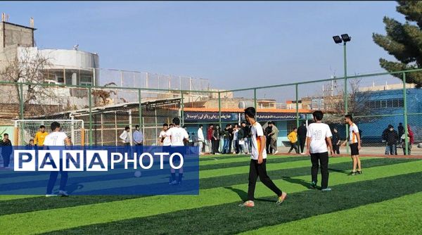 گذری بر فینال مسابقات فوتسال درون مدرسه دبیرستان شاهد ابوذر غفاری 