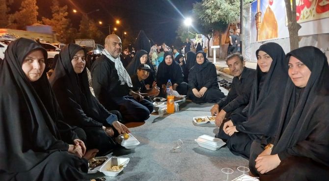 زوار امام حسین(ع) و حمایتِ‌شان از موشک‌های ایرانی در مسیر عشق و وفا