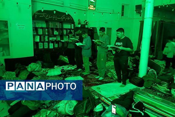 اولین روز حضور پسران ناحیه دو شهرری در مراسم معنوی اعتکاف 
