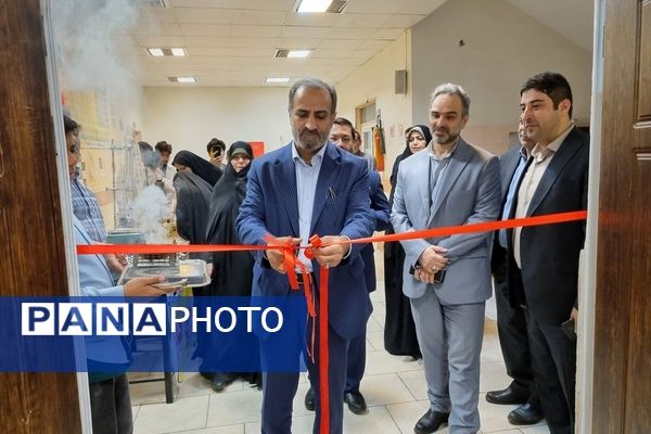 افتتاح نمایشگاه قطبی هنرستان‌های شهر تهران
