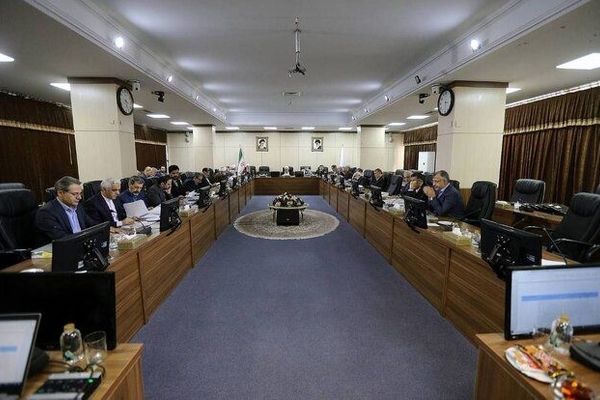 آغاز بازنگری سیاست‌های اجرای اصل ۴۴ در مجمع تشخیص مصلحت نظام