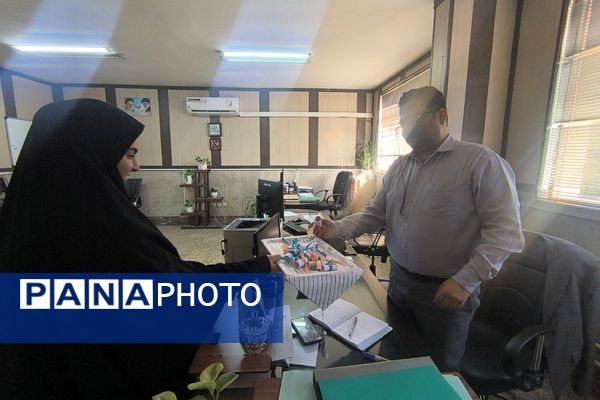 پاسداشت بزرگداشت حافظ شیرازی در اداره آموزش و پرورش ناحیه یک شهرری
