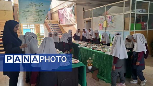 برگزاری روز جهانی تخم‌مرغ در دبستان دخترانه شهید جمیله کریمی شهرستان زارچ 