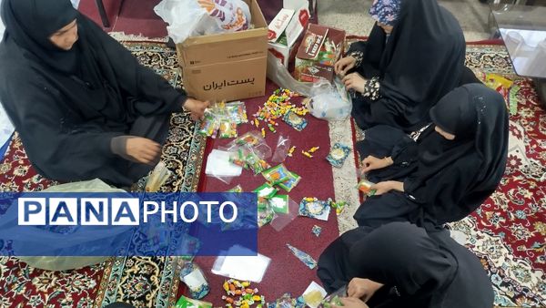 موکب باب‌الجواد؛ میزبانی از زائران با شمیم رضوی در مدرسه جمال فریدزاده 