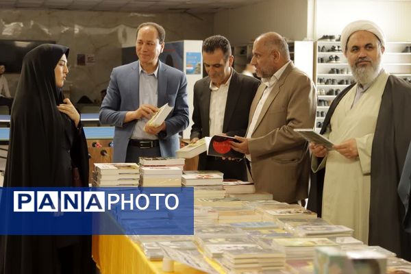 نمایشگاه «کتاب طلوع» در سرای دانشجویی پردیس آیت الله خامنهای گرگان