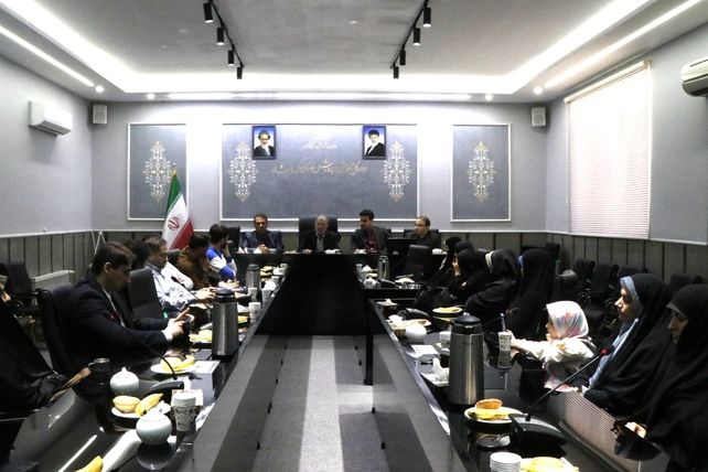 آیین تجلیل از برگزیدگان مسابقات قرآن، عترت و نماز فرهنگیان