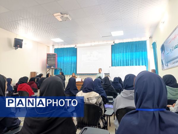 بیست و هشتمین گردهمایی کتاب گچ پژ در نیشابور 