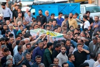 مراسم وداع با پیکر پاک و مطهر پاسدار شهید« حسین اسحاقی»