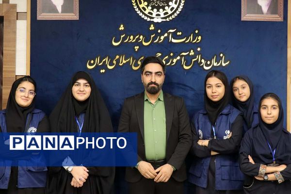 گرامیداشت روز خبرنگار در سازمان دانش‌آموزی؛ تجلیل از خبرنگاران دانش‌آموز پانا شهرستانهای تهران با حضور وزیر آموزش و پرورش