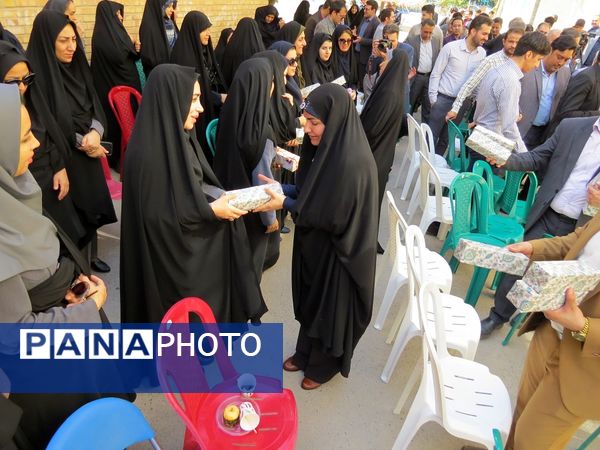 تقدیر از کارکنان‌ اداره‌کل آموزش و پرورش خراسان شمالی 