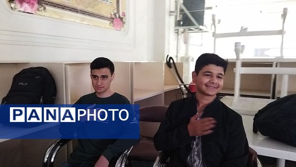 زیارت عاشورا  با یاد شهدای غزه در دبیرستان شاهد ابوذر غفاری 