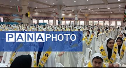پیش اجرای گروه ۱۰۰۰ نفره پیشتازان قبل از اجلاسیه سراسری نماز