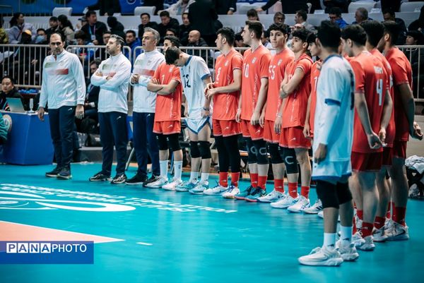 پسران والیبالیست زیر ۱۵سال ایران قهرمان جهان شدند