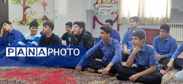 نشست آمادگی اعزام دانش‌آموزان به المپیاد استانی هلال احمر