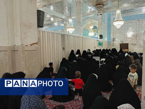 نماز جماعت در شب میلاد پیامبر اکرم (ص) و امام صادق (ع) در کاخک