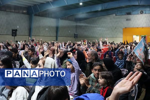 جشن میلاد امیرالمومنین(ع) و روز پدر با حضور پرشور شهروندان قرچکی