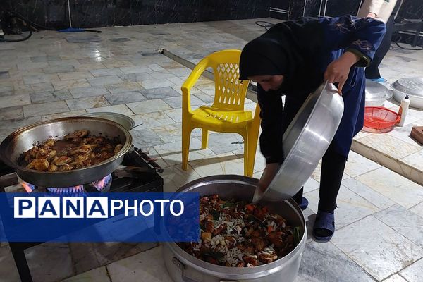 نوگلان فاطمی دبستان پروین فیروزکوه در آغوش مهربانی