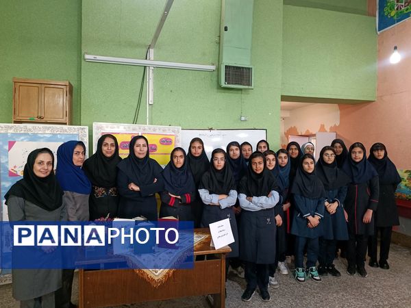 مسابقه مشاعره و حافظ‌خوانی در کانون شهدای فرهنگی ملارد