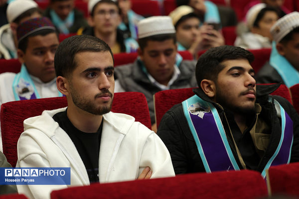 مراسم آموزش کاروان‌های عمره دانش‌آموزی به دانش‌آموزان عازم سرزمین وحی