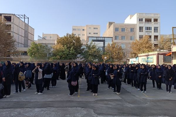 طلوع مهر در هنرستان نیک اندیشان